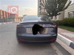 تسلا موديل 3